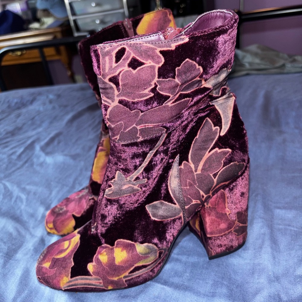 Y2K Whimsigoth Steve Madden Elissa Floral Velvet Ankle Boots Block Heel 8.5M - Picture 2 of 8